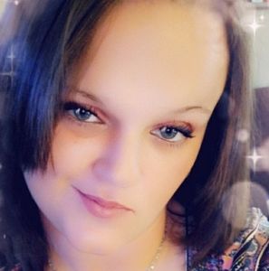 Meet your Posher, Lydia